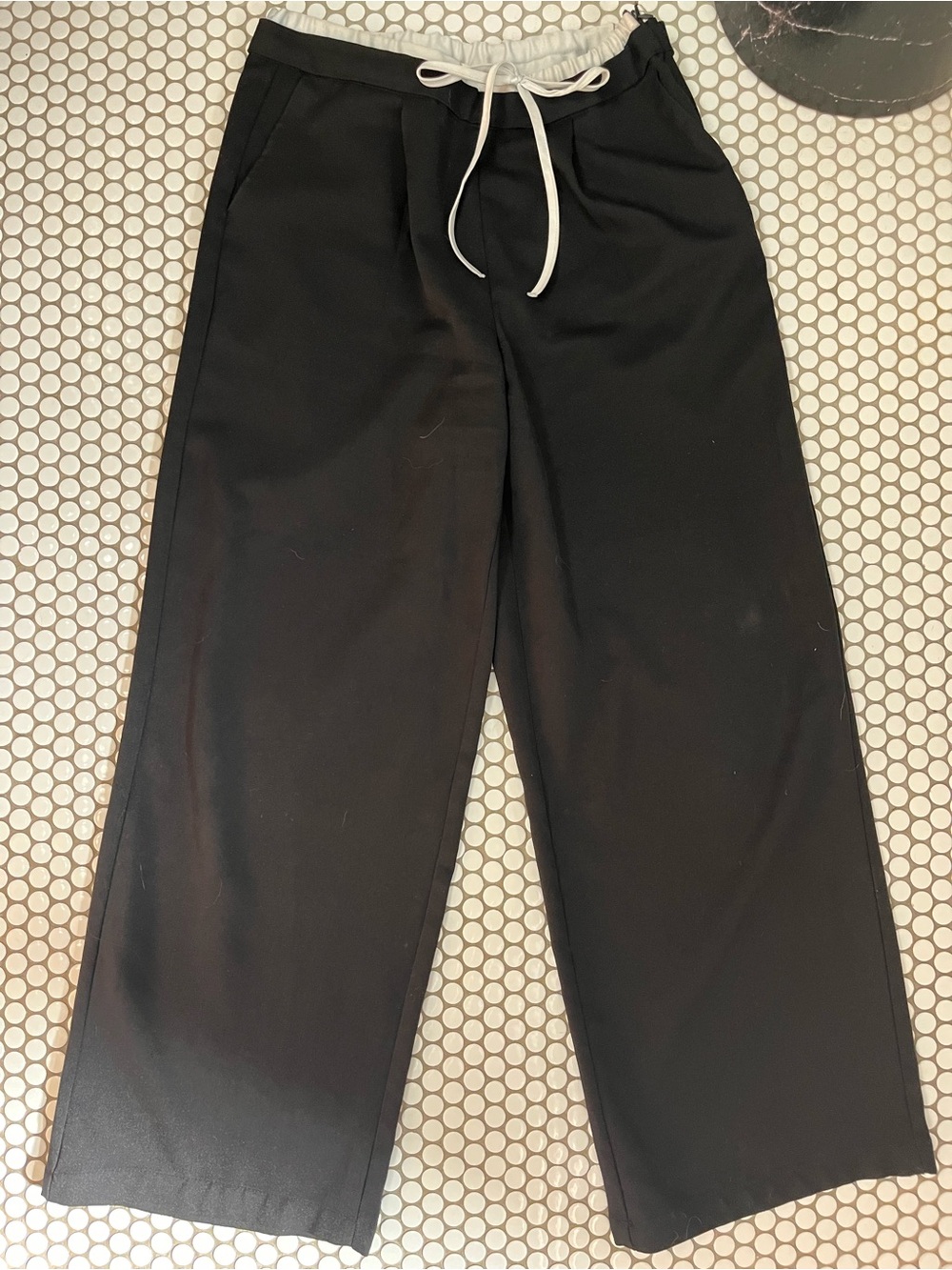 Ci Sono Black Wide-Leg Drawstring Joggers with Contrast Waist